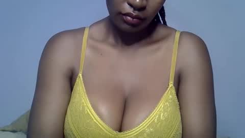 rozie34 online show from May 14, 5:29 am
