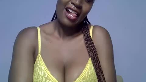 rozie34 online show from May 24, 8:33 pm