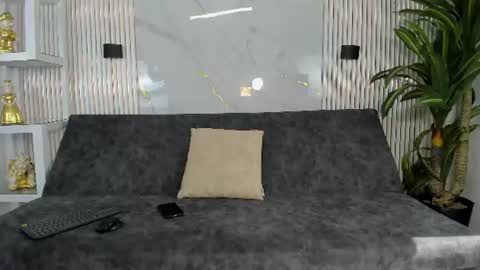 RUBBI -18  ALEX 19 online show from August 17, 7:08 pm