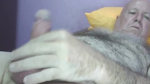 rubbing online show from July 6, 10:40 am