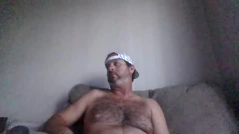 rubbingoneout714 online show from June 29, 12:58 am