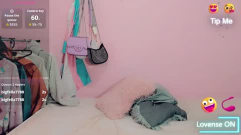 rubi_30 online show from July 8, 11:42 pm