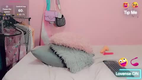 rubi_30 online show from July 19, 1:13 pm