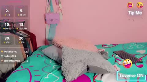 rubi_30 online show from August 10, 10:55 pm