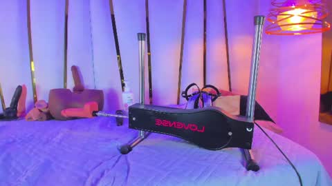 Rubi online show from August 8, 4:23 am