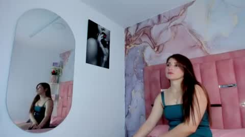 rubi_sharqui online show from August 3, 7:10 pm