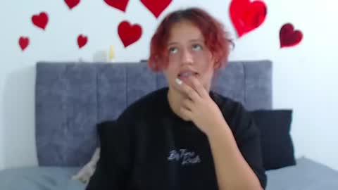 Ruby and Vanie online show from August 15, 5:33 am