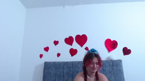 Ruby and Vanie online show from August 16, 1:09 am