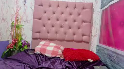 ruby_toy online show from August 14, 2:43 pm