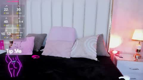 rubycrox online show from August 1, 11:33 pm