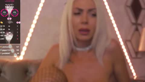  Ruby Divine online show from August 14, 6:39 am