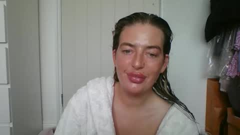 rubyredxxxoxxx online show from May 17, 9:43 am