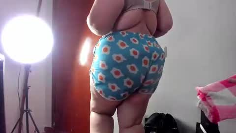 rubyy_24 online show from August 14, 12:36 am