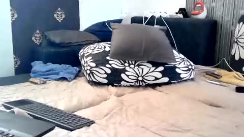 rudolf93627 online show from August 9, 1:45 pm