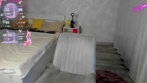 Liya online show from August 6, 11:59 pm