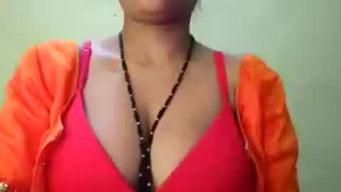 Ruhi online show from July 28, 6:36 pm