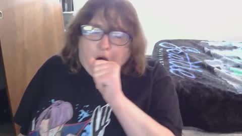 runny_eggs online show from May 28, 4:43 pm