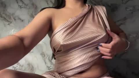 rupali01 online show from August 9, 1:50 am