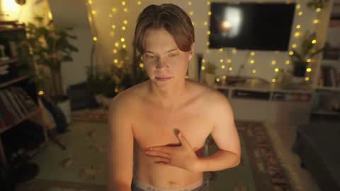 rusbradpitt online show from July 16, 1:23 pm