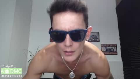 Rustyn  OF RUSTYNF1TZ online show from August 12, 8:05 am