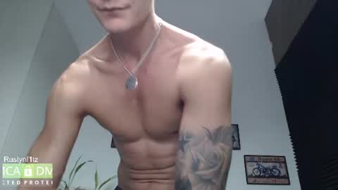 Rustyn  OF RUSTYNF1TZ online show from August 12, 3:14 pm