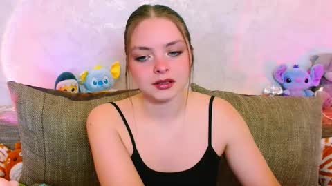 RutaYoung online show from August 14, 2:53 pm