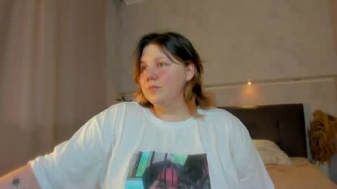 Ruth online show from August 15, 9:24 am