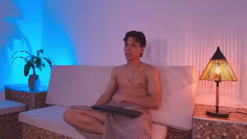 Ryaan online show from August 12, 8:22 pm