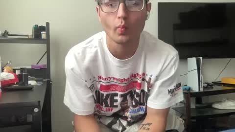 ryan online show from August 16, 7:40 pm