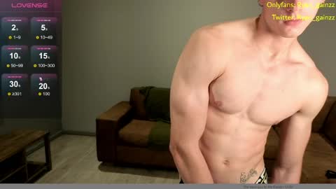 Ryan gainzz online show from June 8, 7:20 pm