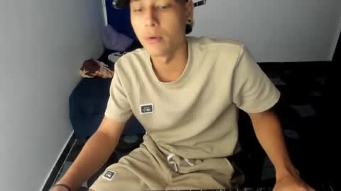 RYAN online show from August 14, 3:32 am