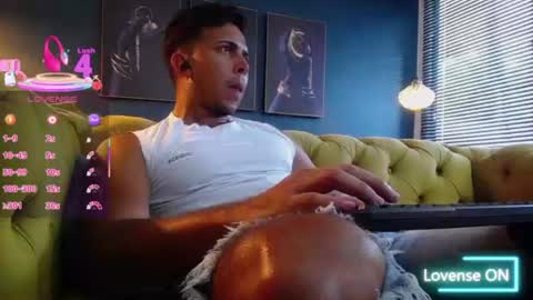 Ryan online show from August 7, 8:09 pm
