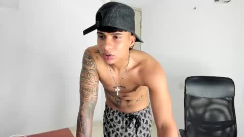 ryan_richs online show from August 10, 11:28 pm