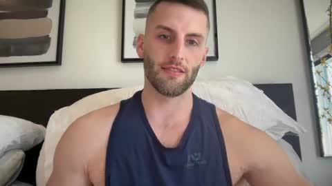 Ryan  Chad online show from August 4, 7:11 pm