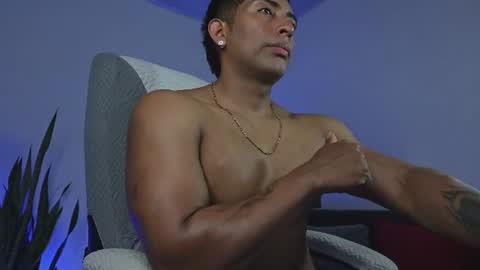 ryanboy30 online show from June 26, 1:53 am