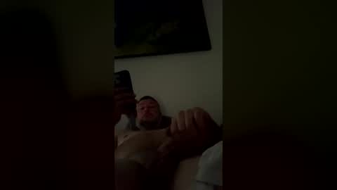ryanmhoyt88 online show from June 22, 11:55 am