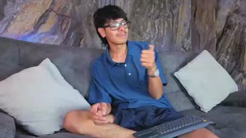 ryann_wolf online show from August 1, 7:42 pm
