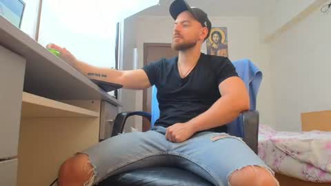 Ryanstone  online show from July 25, 7:56 am