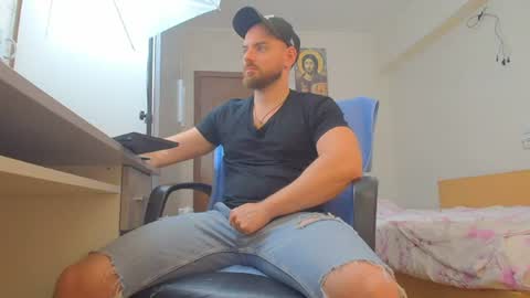 Ryanstone  online show from July 25, 12:42 pm