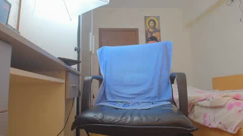 Ryanstone  online show from August 17, 6:07 am