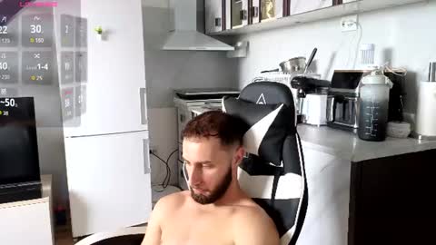 ryanstorm1 online show from July 16, 10:27 am