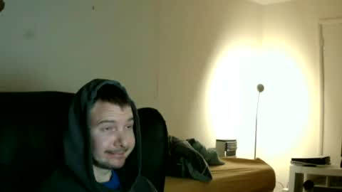 Ryder93 online show from March 31, 6:54 am