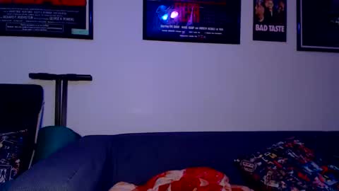 Ryff Burnz online show from April 16, 2:41 am