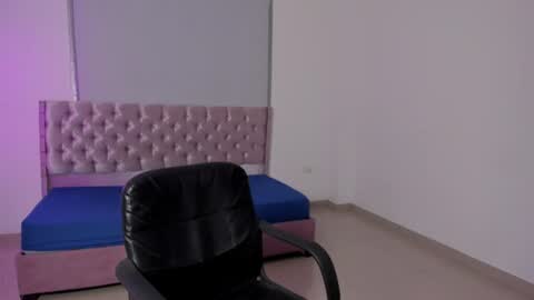 ryo_kush0 online show from August 5, 12:47 pm