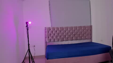 ryo_kush0 online show from August 6, 4:17 pm