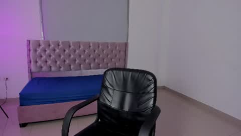 ryo_kush0 online show from August 9, 3:24 pm