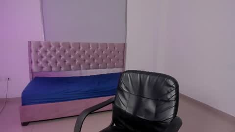 ryo_kush0 online show from August 10, 6:53 pm