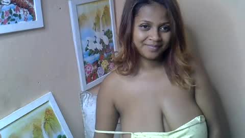 rywanna online show from August 15, 2:43 pm