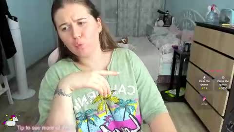 Sam   Alisa is no nude model tg sam loveee online show from August 9, 10:00 pm