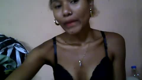 sabie01 online show from August 12, 6:10 pm